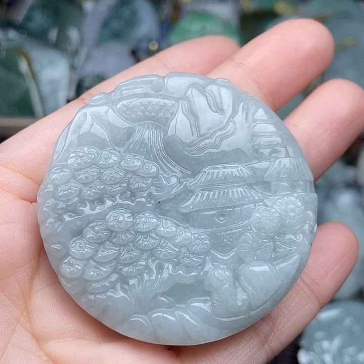翡翠未镶嵌颈饰翡翠