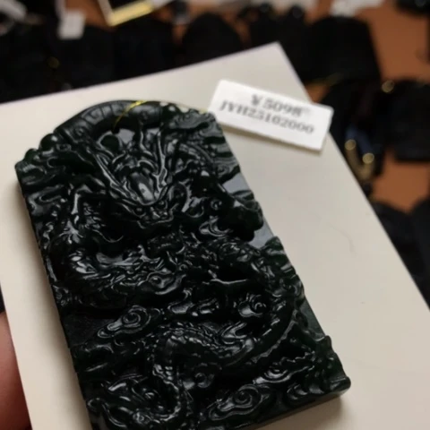 大*天然缅甸a货钢琴黑挂件