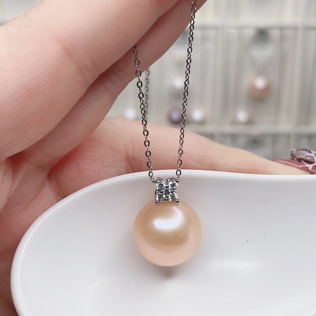 淡水珍珠吊坠(赠链)合金