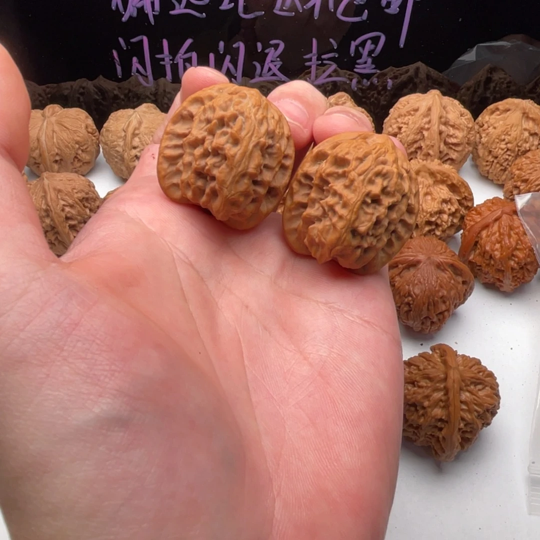 核桃把件33全品小野狼