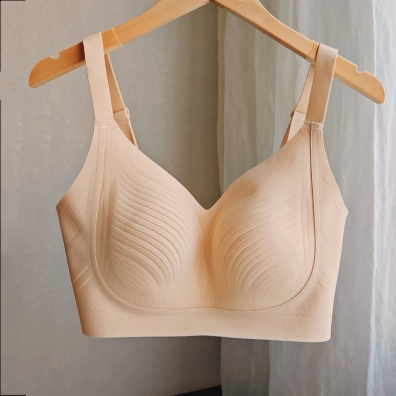 weiweisirou夏无海绵内衣薄款防凸点无钢圈大胸显小收副乳无痕