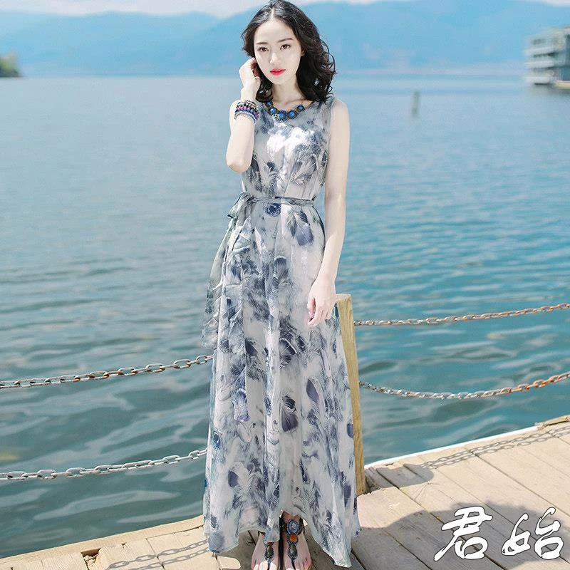 2025新款气质女装夏季沙滩裙高级感水墨画海边度假雪纺连衣裙子