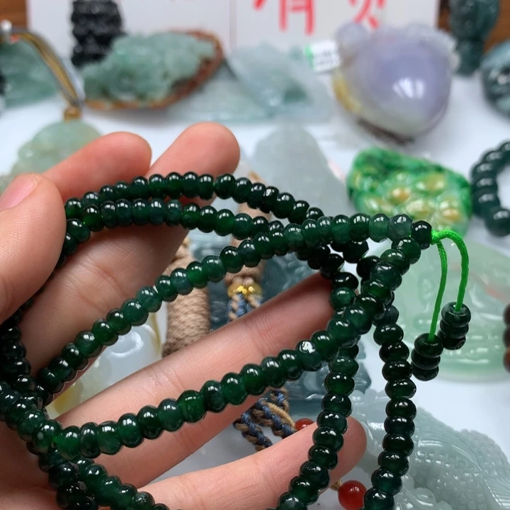 翡翠颈饰未镶嵌保真天然A货翡翠