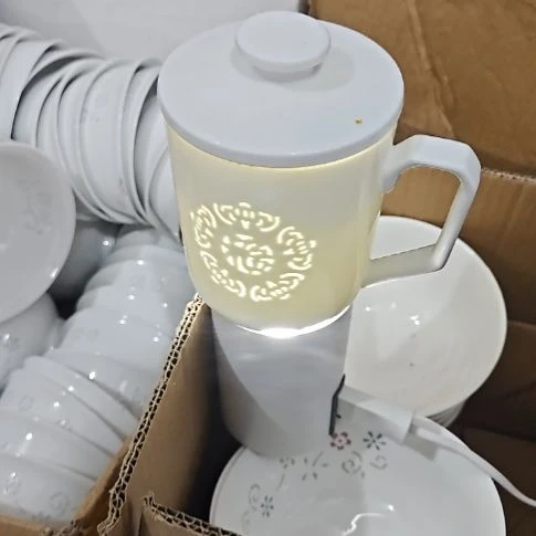 瓷玲珑福字办公杯两个带盖子微瑕疵