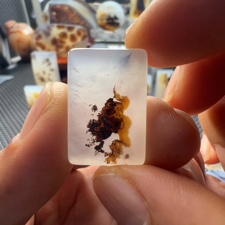 未镶嵌玛瑙/玉髓珠宝奇石