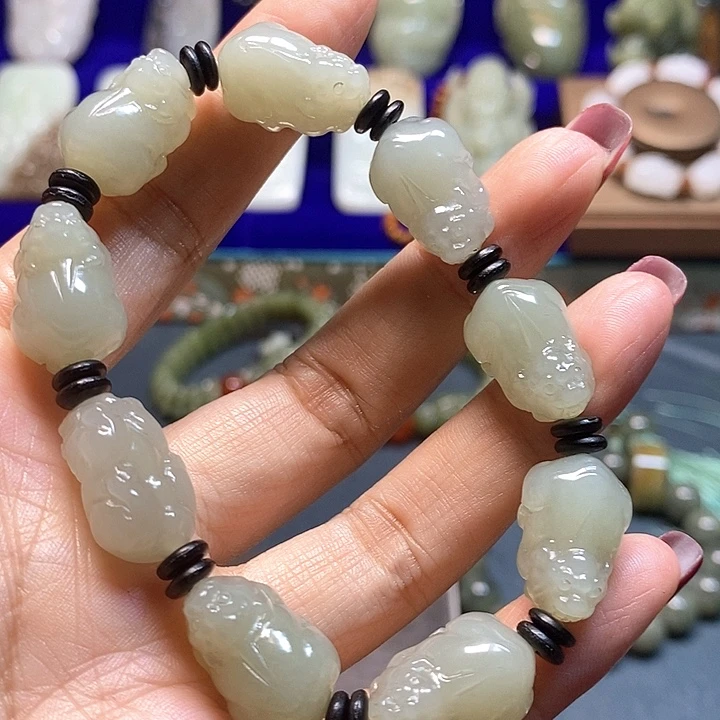 未镶嵌手链和田玉