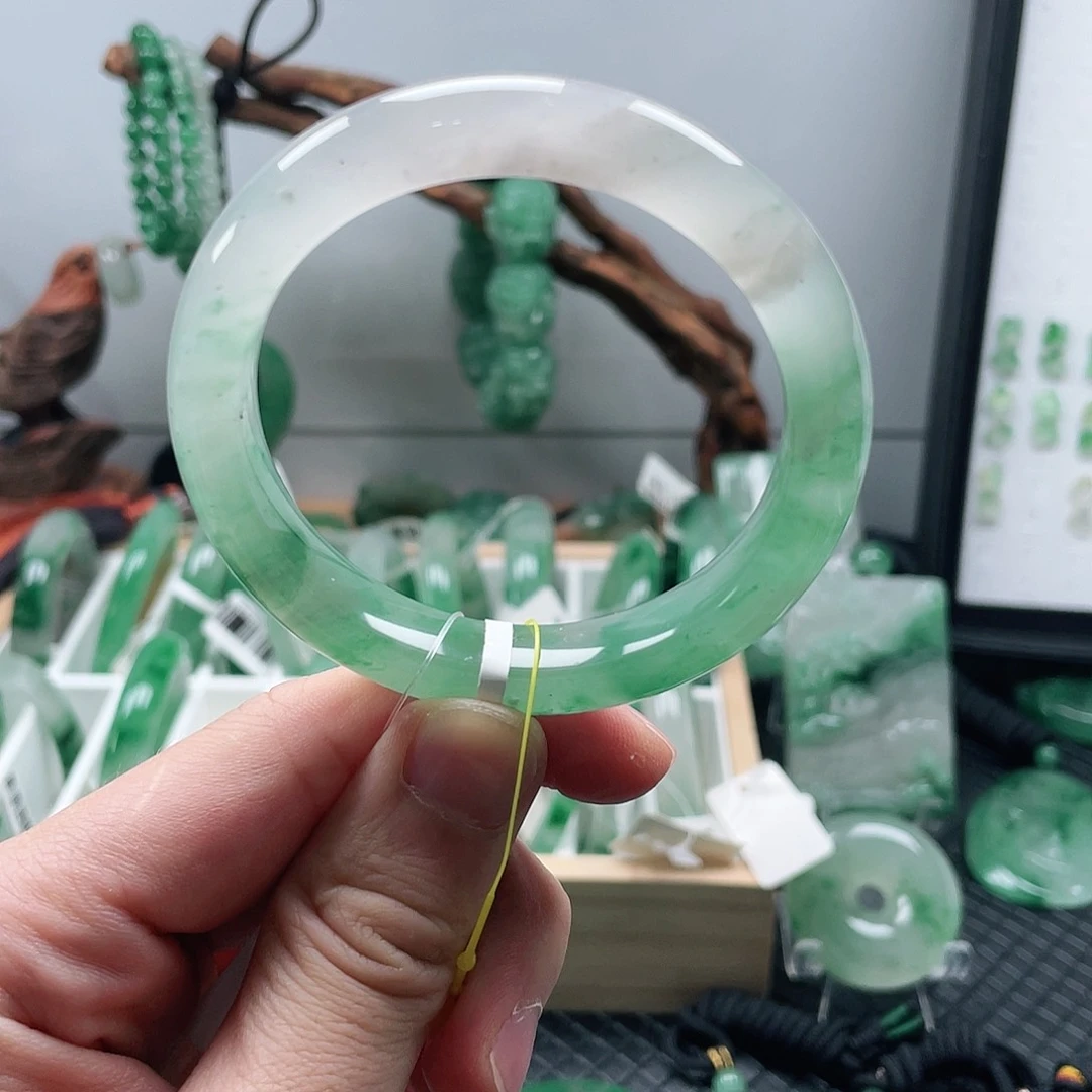 石英质玉手镯55未镶嵌