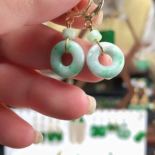 翡翠未镶嵌耳饰耳饰