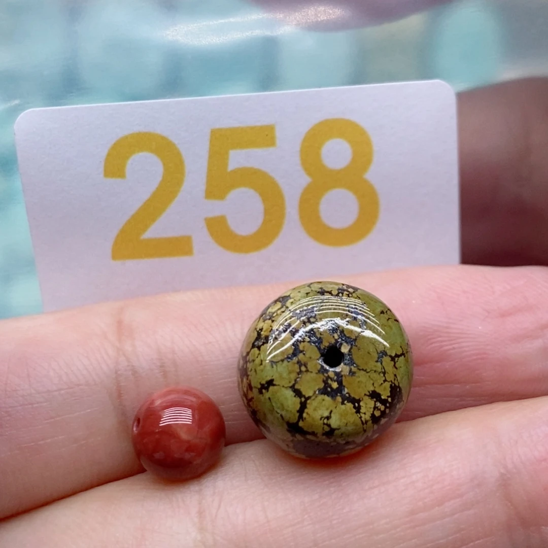 未镶嵌南红玛瑙珠宝奇石