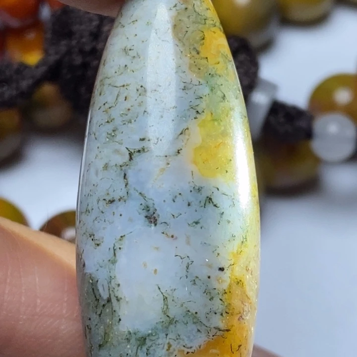 玛瑙/玉髓颈饰未镶嵌