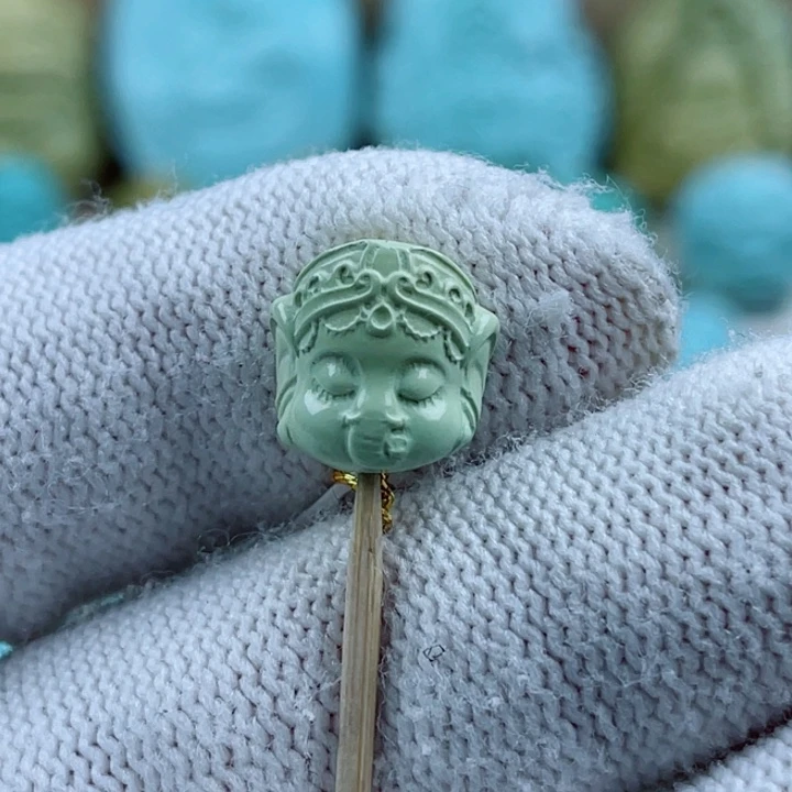 绿松石未镶嵌珠宝奇石