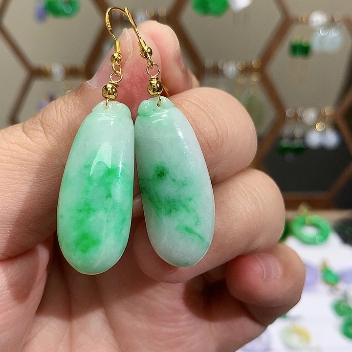 未镶嵌翡翠耳饰天然翡翠耳饰