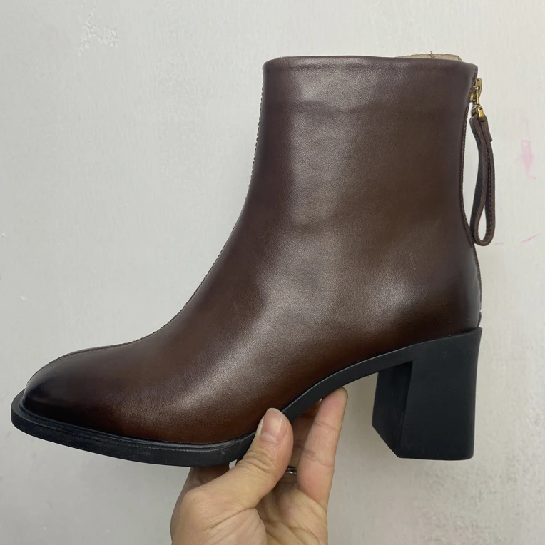 小吴真皮女鞋 擦色牛皮粗跟切尔西短靴7968