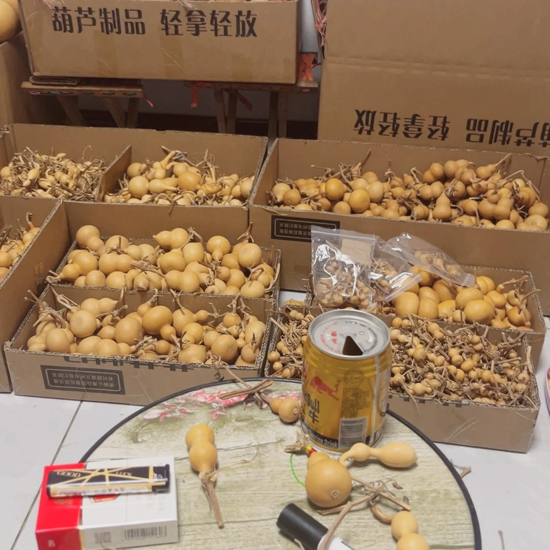水**里一个不包邮费 小姐姐 需要您付一下