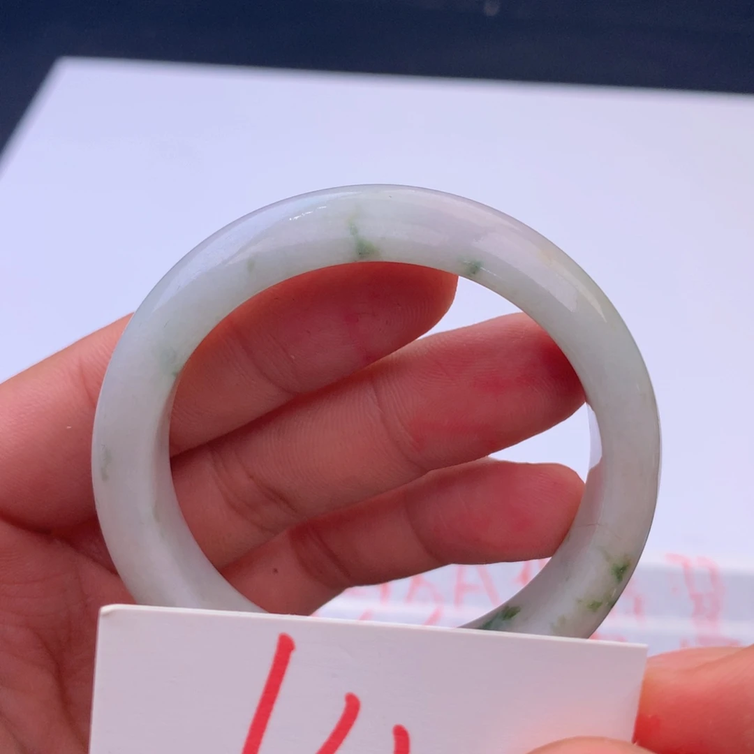 翡翠手镯未镶嵌25888888888999