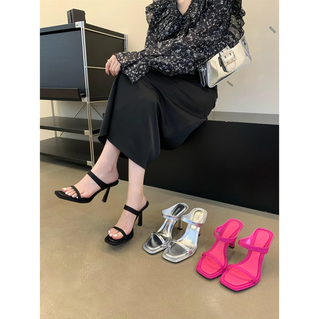 2025年夏季网红新款配裙子高跟凉鞋女外穿银色黑色一字带细跟凉拖