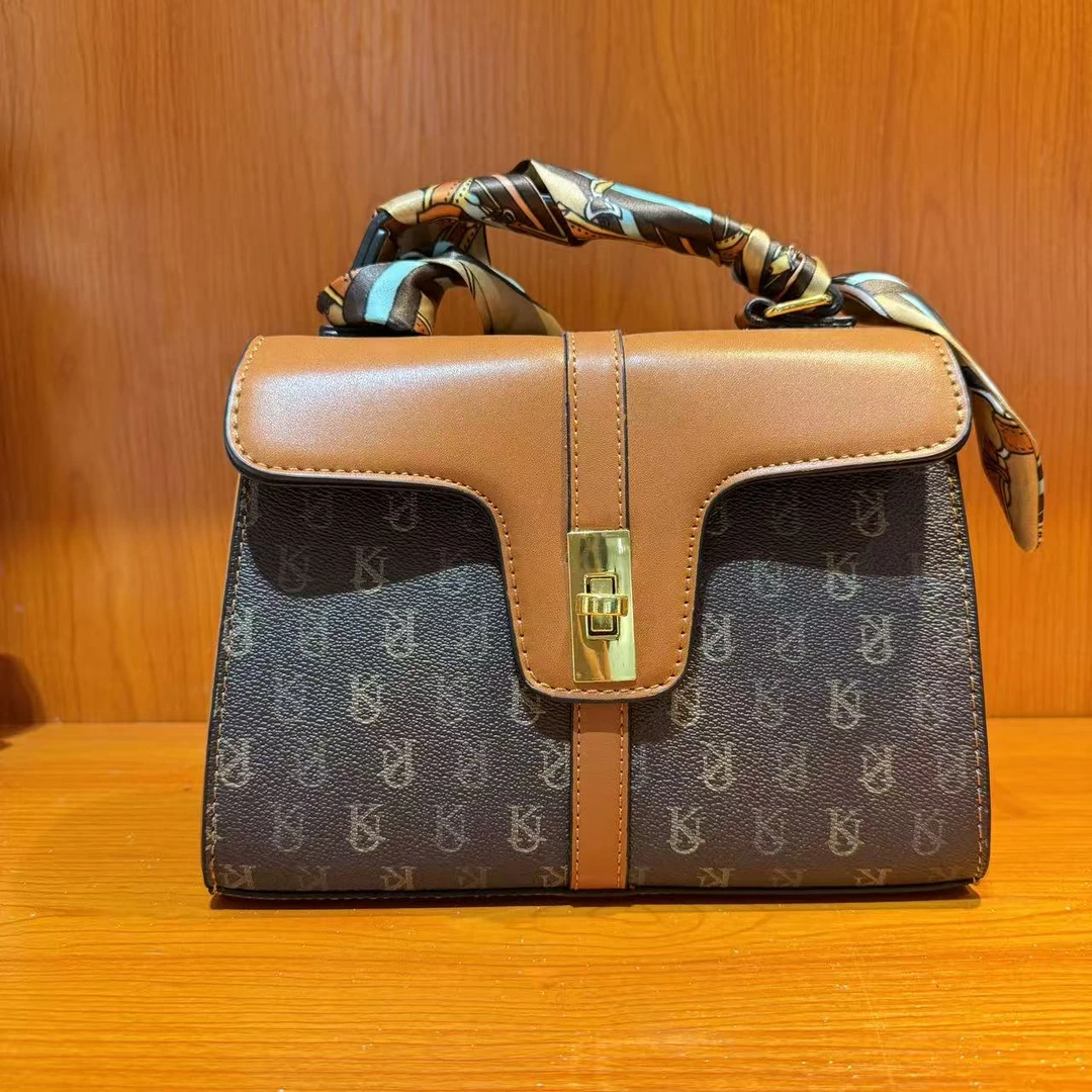 手提款几何图案轻职风包盖斜挎包秋冬气质奢百搭