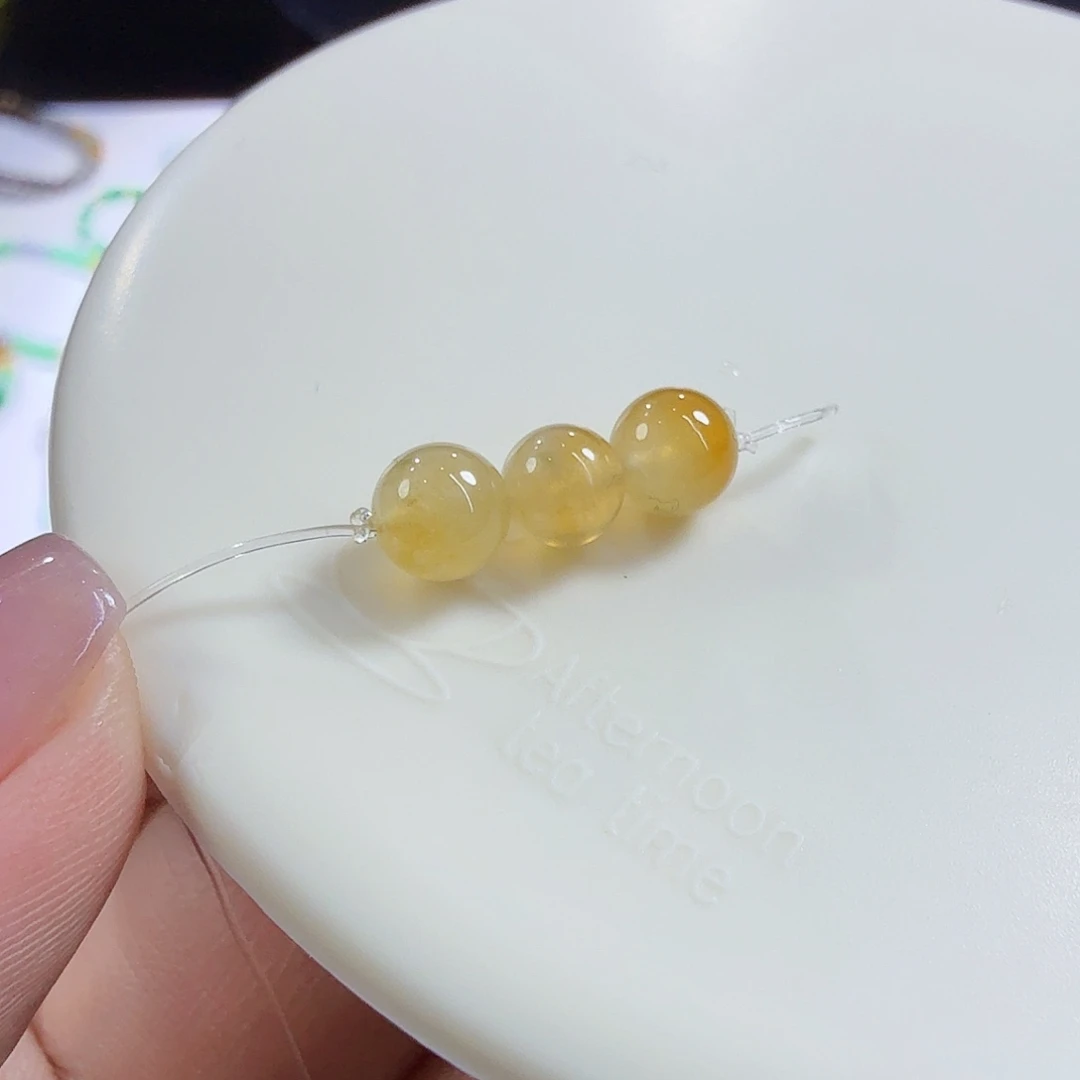 翡翠未镶嵌颈饰裸石