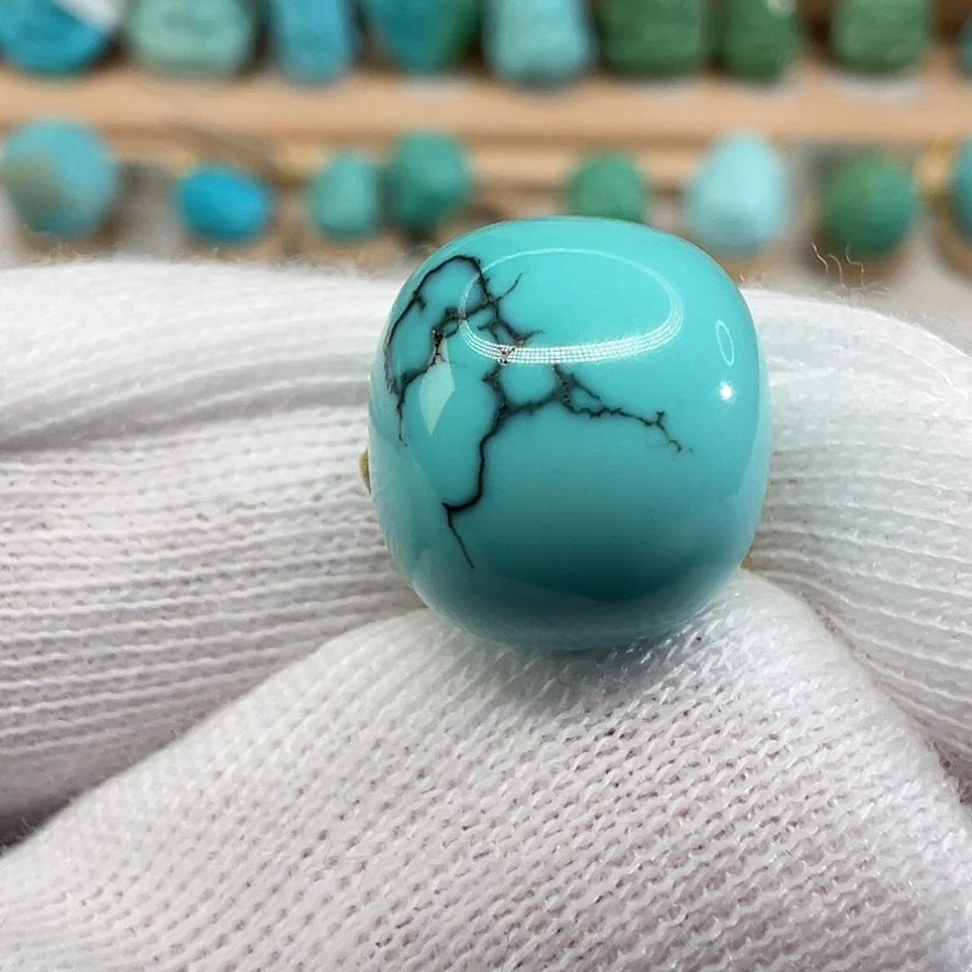 绿松石配饰未镶嵌