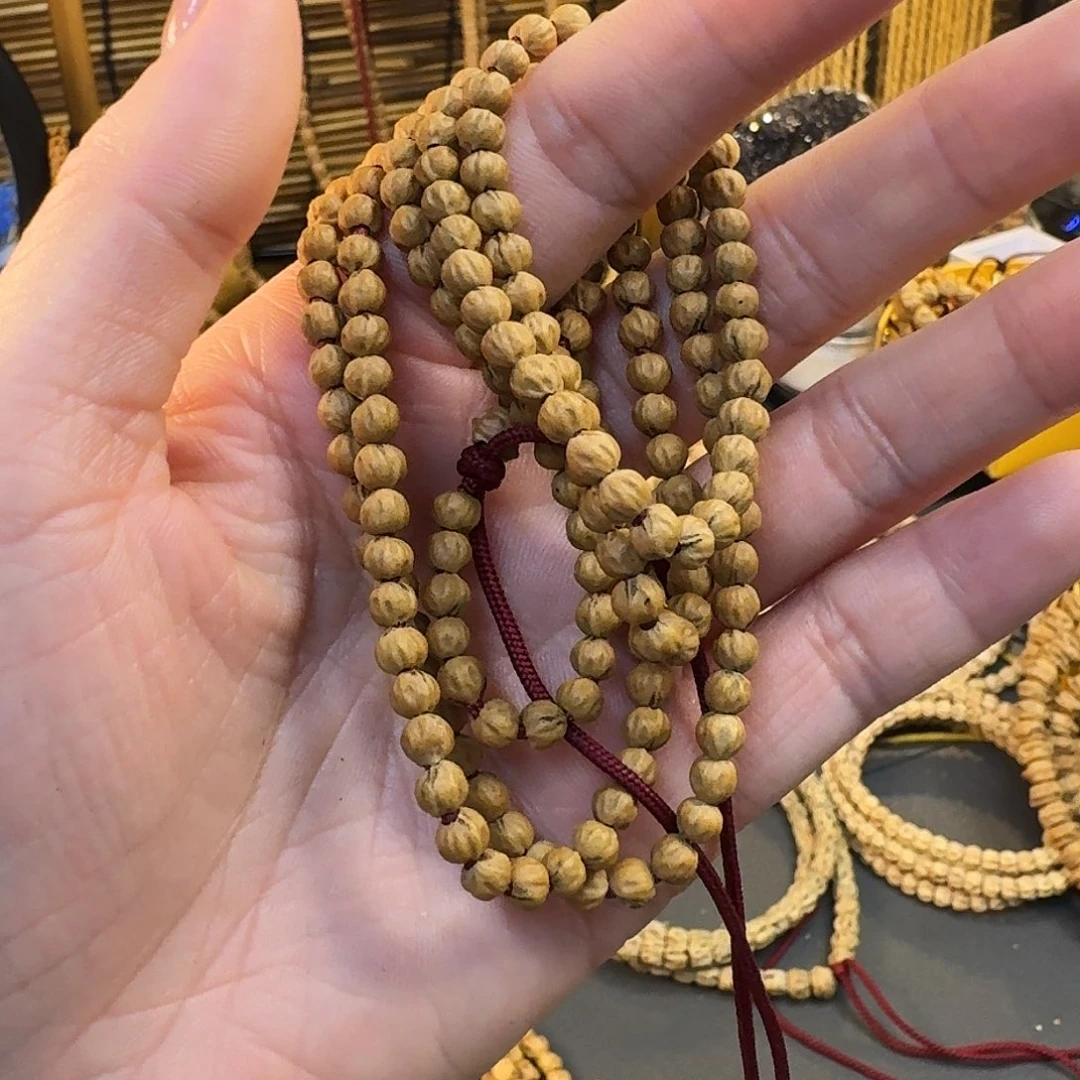 柏香籽/百香籽把件?***学