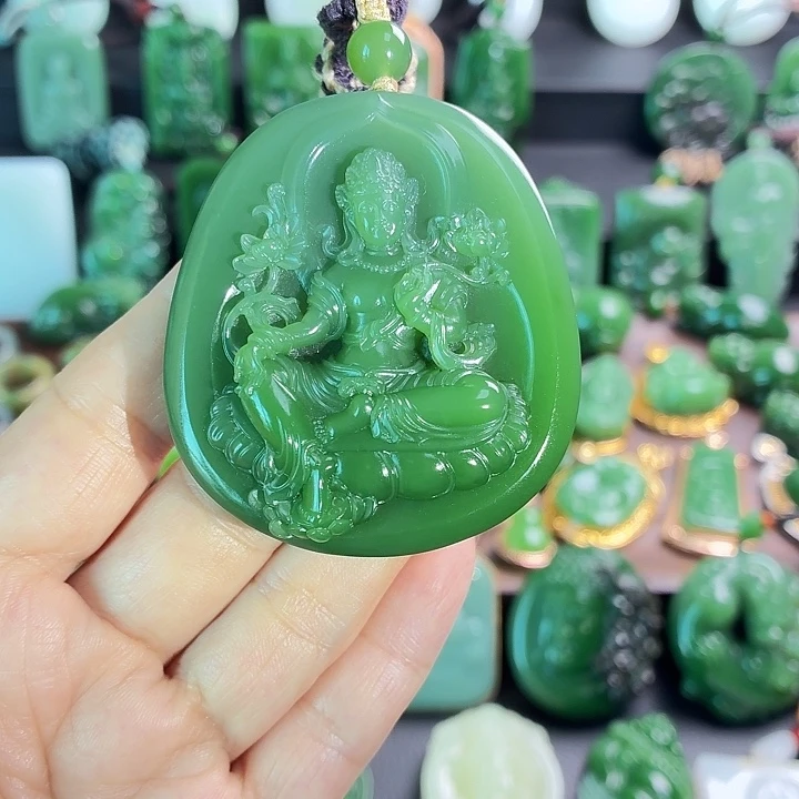 日***山和田玉未镶嵌挂件