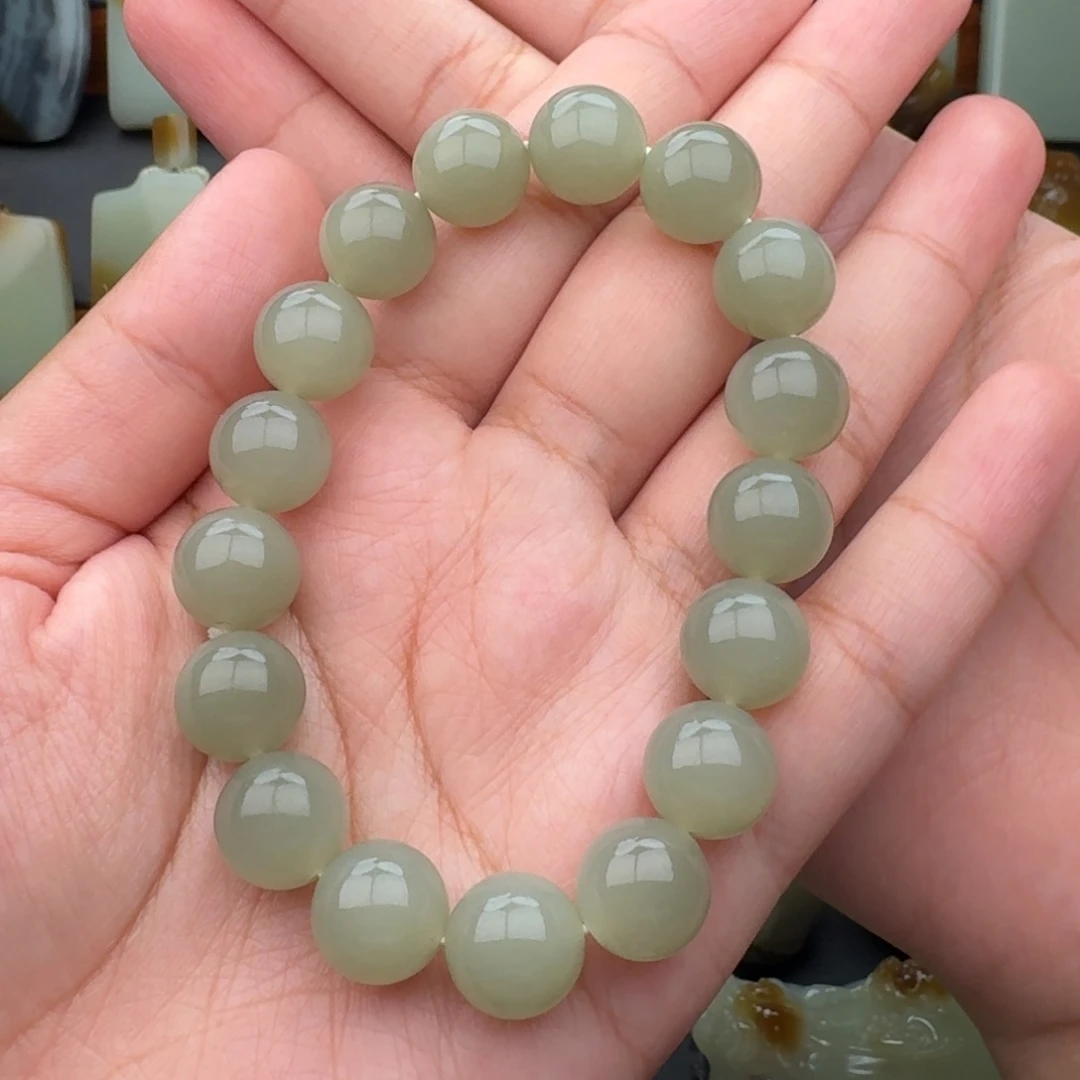 和田玉未镶嵌手串