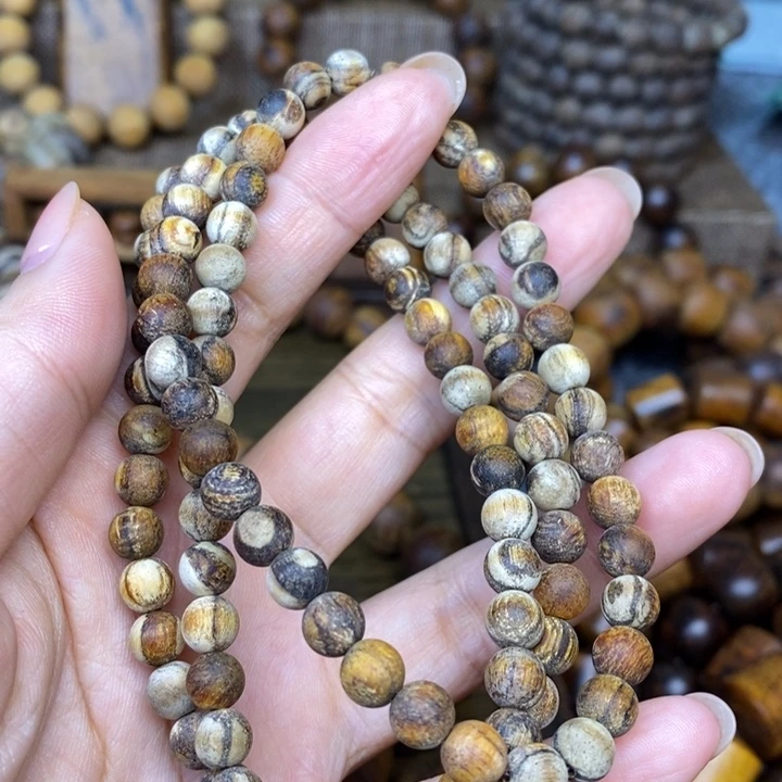 手串贡木0.6多圈花妖