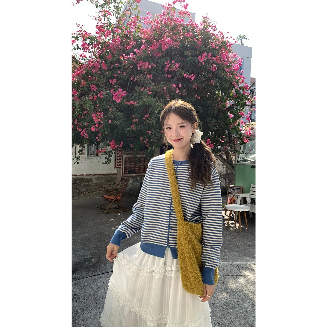 RAINY 圆领舒适撞色条纹毛针织衫春秋女宽松软糯甜美毛衣上衣开衫