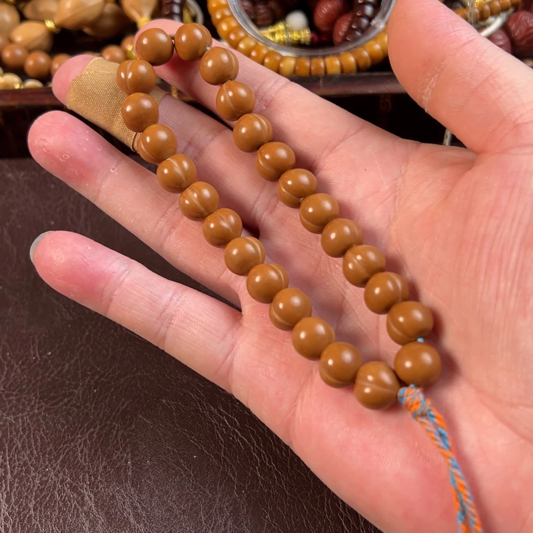 吊坠星月菩提小屁桃