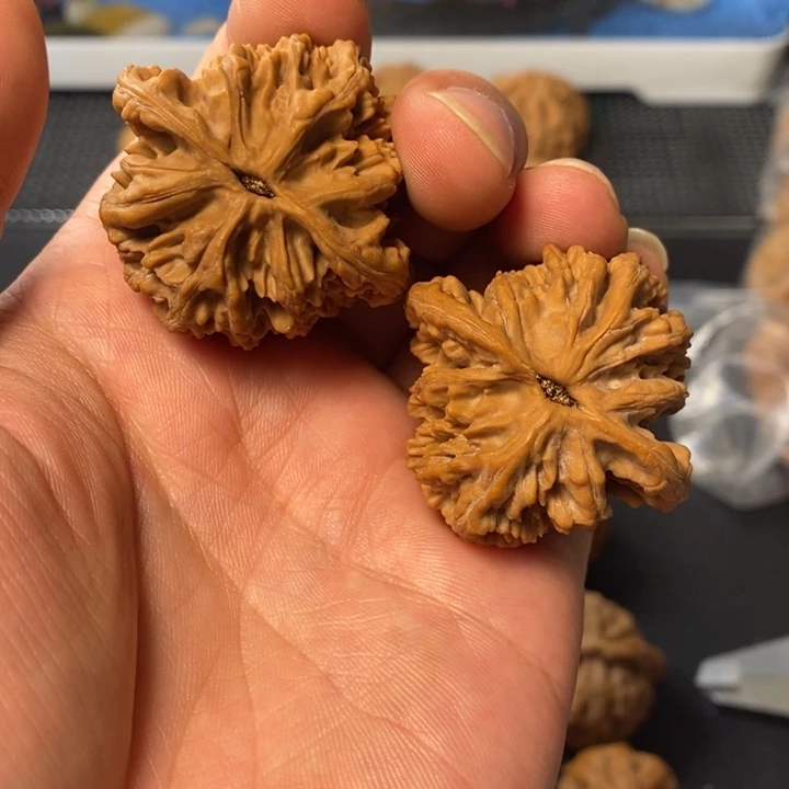 把件桃核468743577