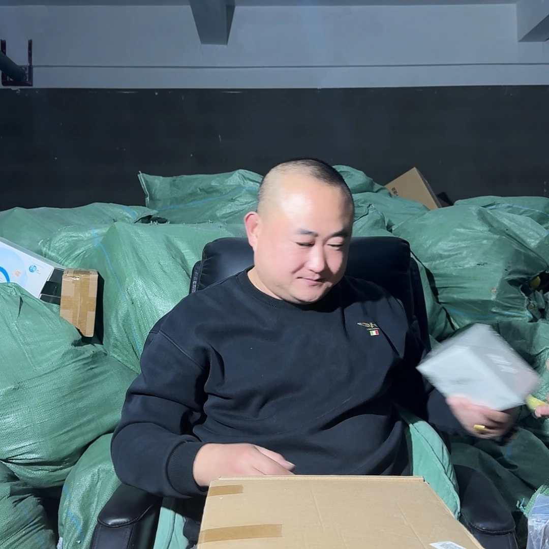 嗷嗷嗷渣渣炸炸012