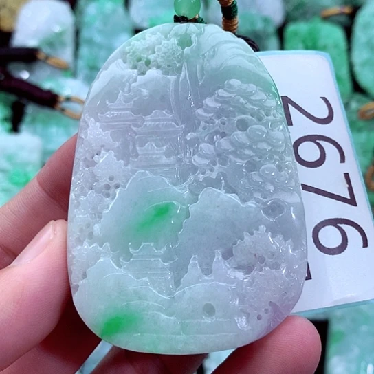 吊坠(不含链)未镶嵌翡翠