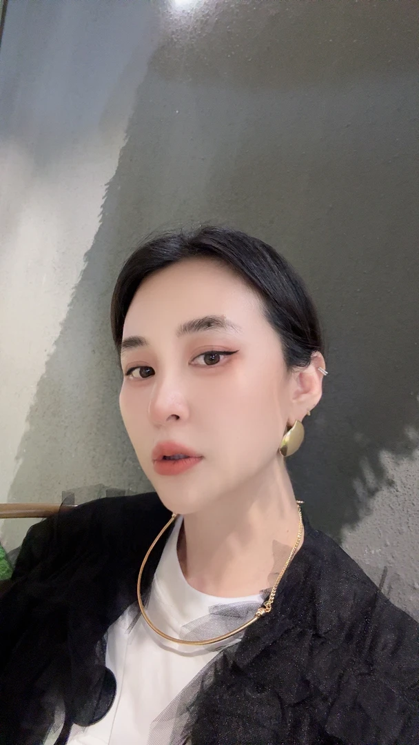 钛钢耳饰  耳圈芭蕾风女Y3K时尚朋克耳环原创设计