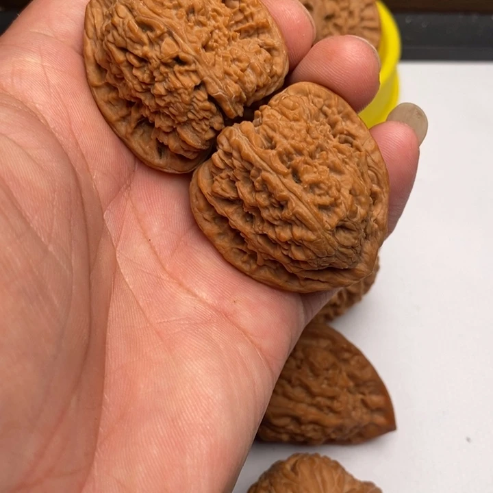 核桃手串/手链三角疆狮子头40尺寸