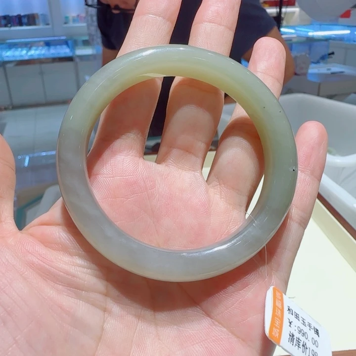 未镶嵌手镯和田玉182