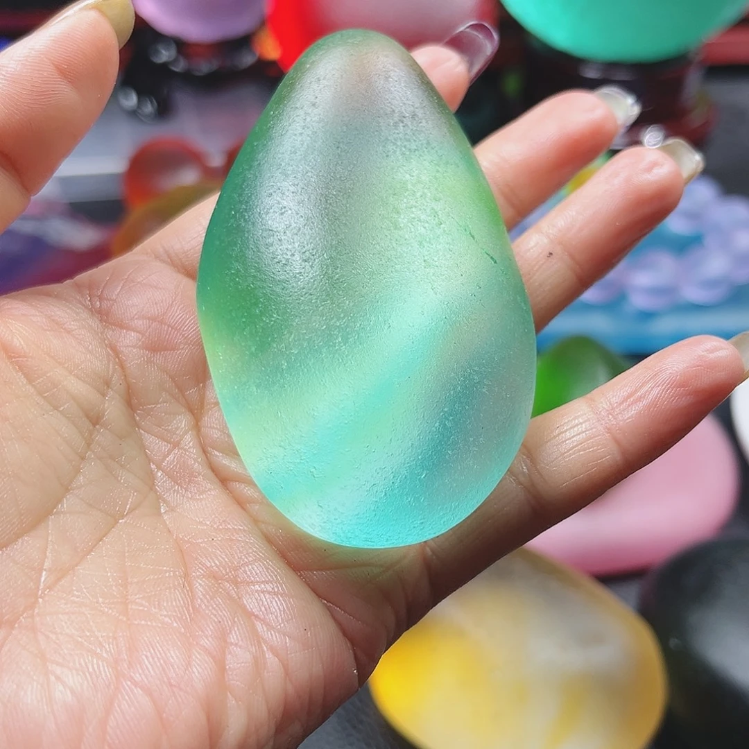 北疆彩色随形彩石