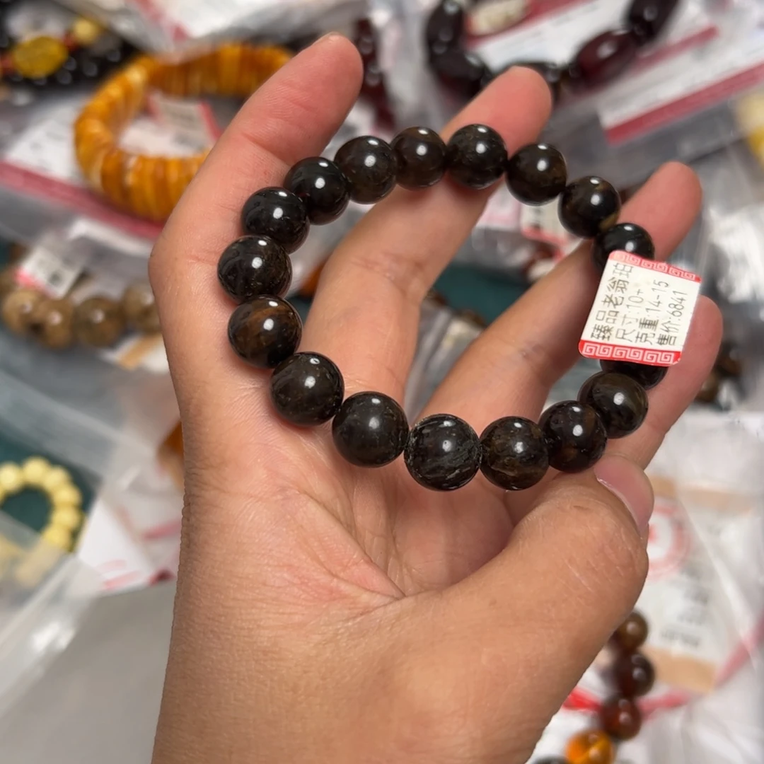 未镶嵌琥珀珠宝奇石335