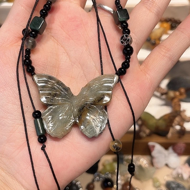 蛇纹石玉合金颈饰