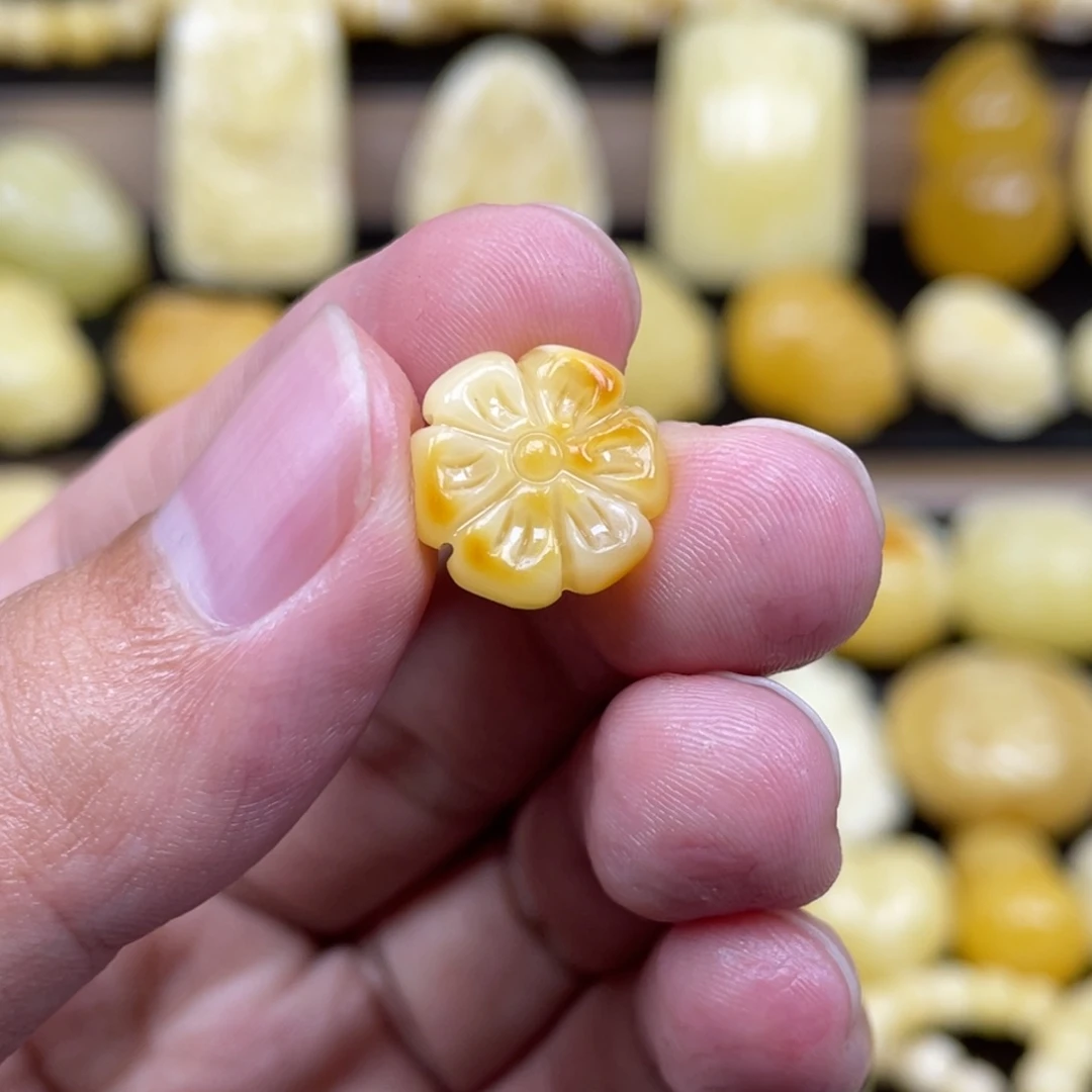 琥珀未镶嵌裸石琥珀蜜蜡