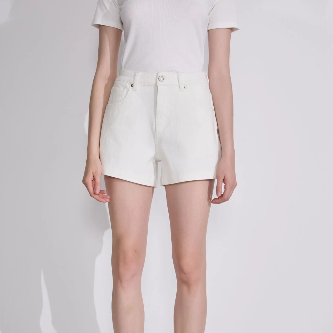 白色牛仔短裤高腰2025新款网红爆款夏季显瘦四面弹矮个子A字裤子