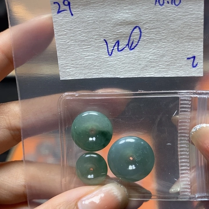 定制翡翠未镶嵌不退