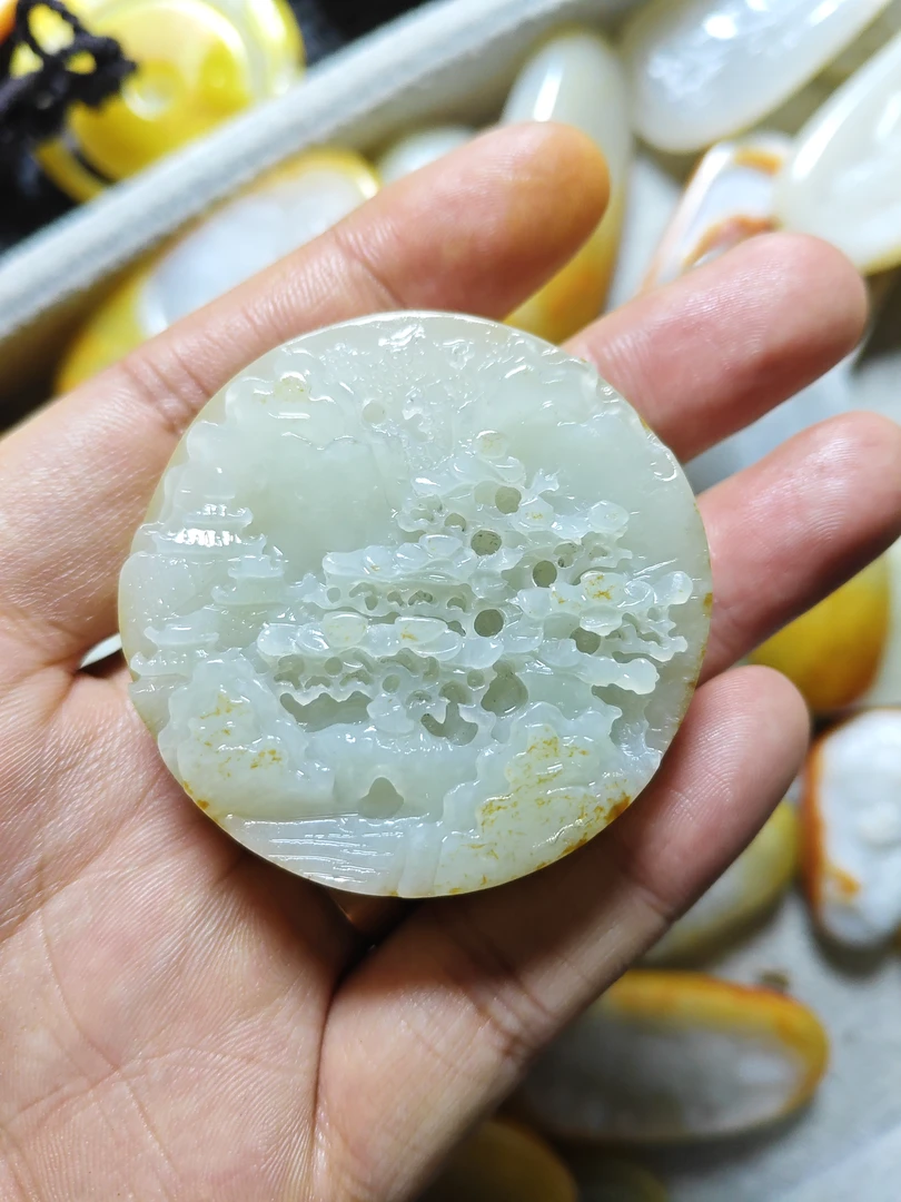 和田玉精品挂件山水