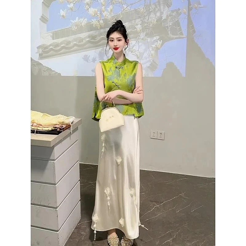 新中式国风套装裙轻奢高级感独特漂亮气质小香风绿色马夹两件套夏