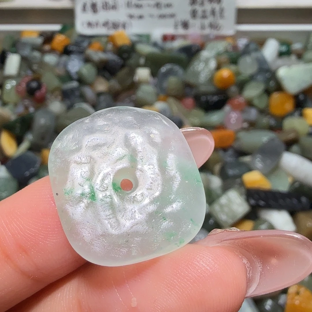 和田玉未镶嵌珠宝奇石