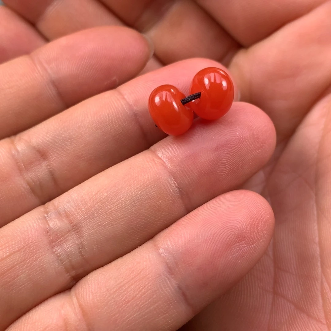 南红玛瑙扣子未镶嵌