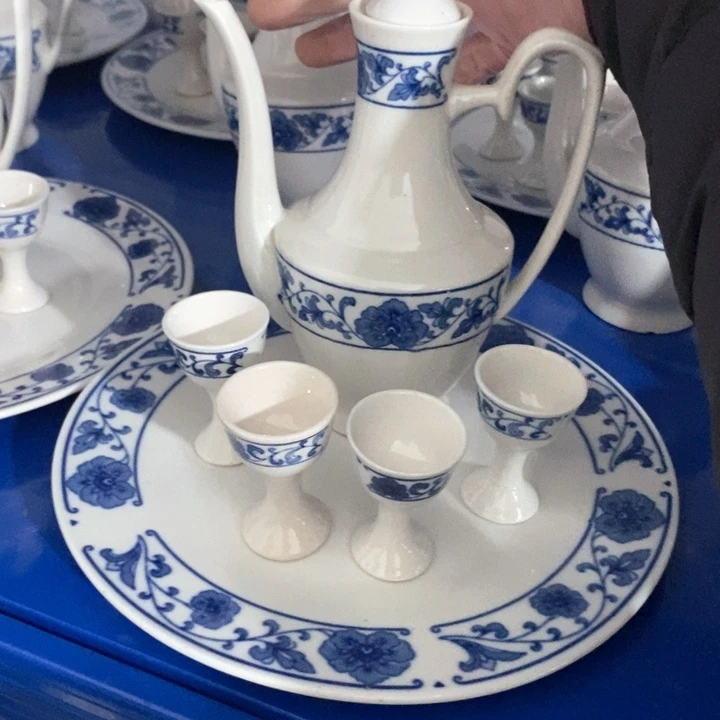 瓷片十厂青花酒具