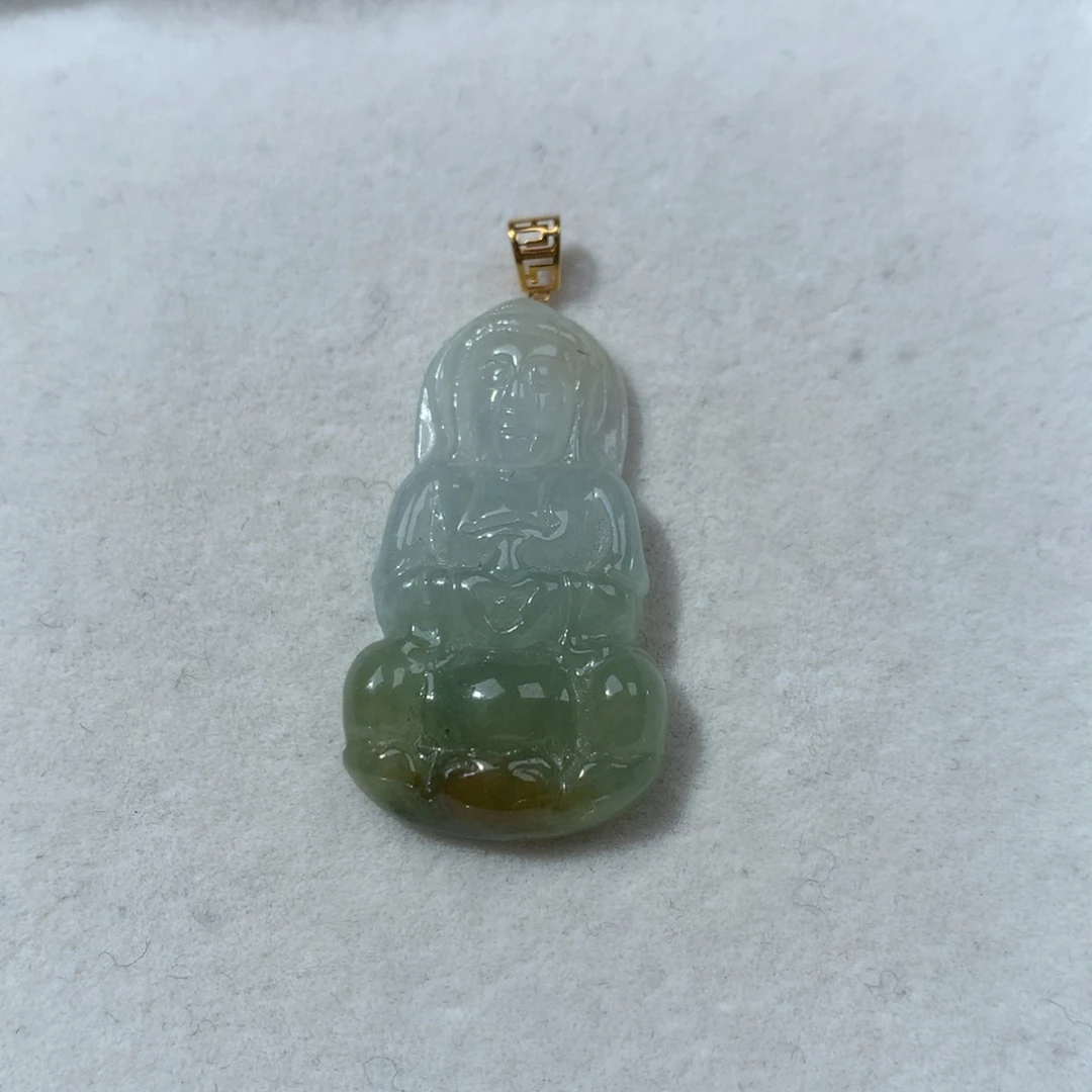 翡翠18K金镶嵌颈饰观