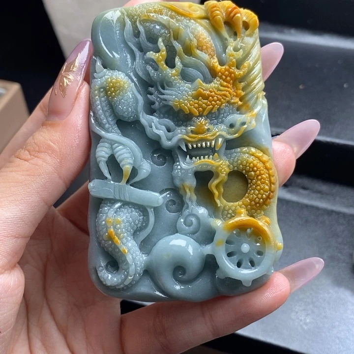 未镶嵌定制翡翠龙牌