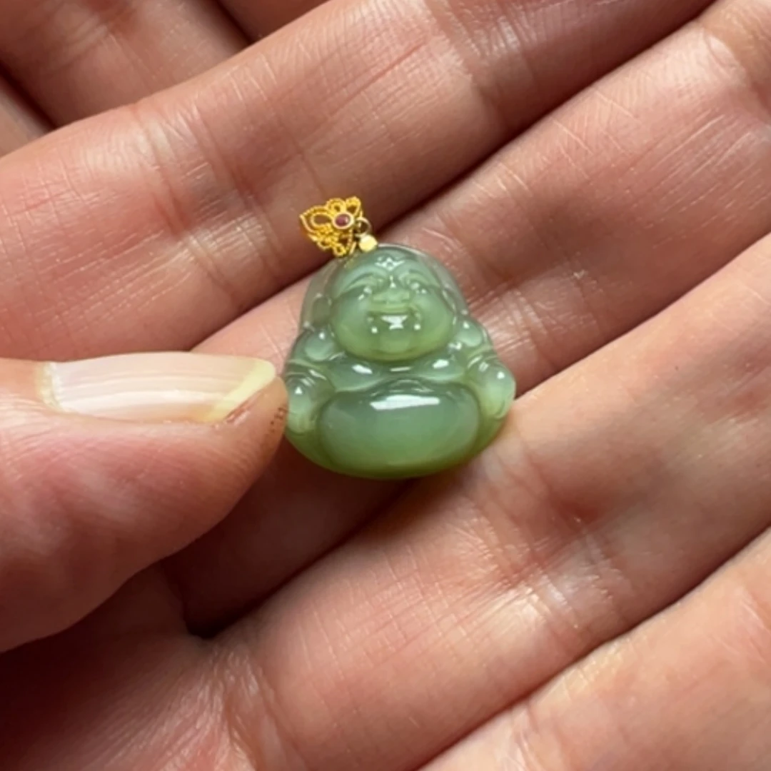 【闪购商品】颈饰18K金镶嵌和田玉（碧玉）