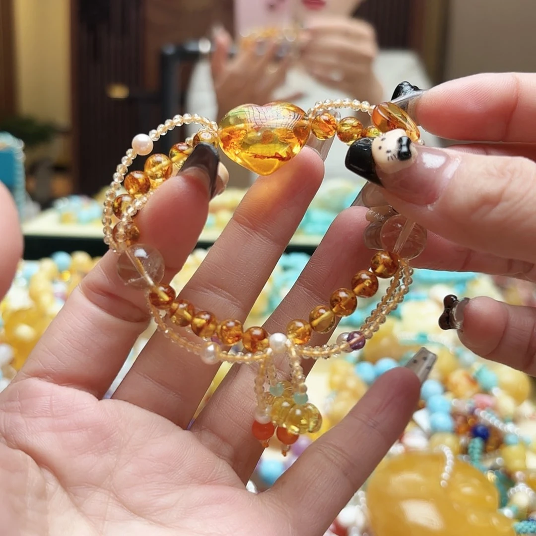 琥珀颈饰未镶嵌琥珀